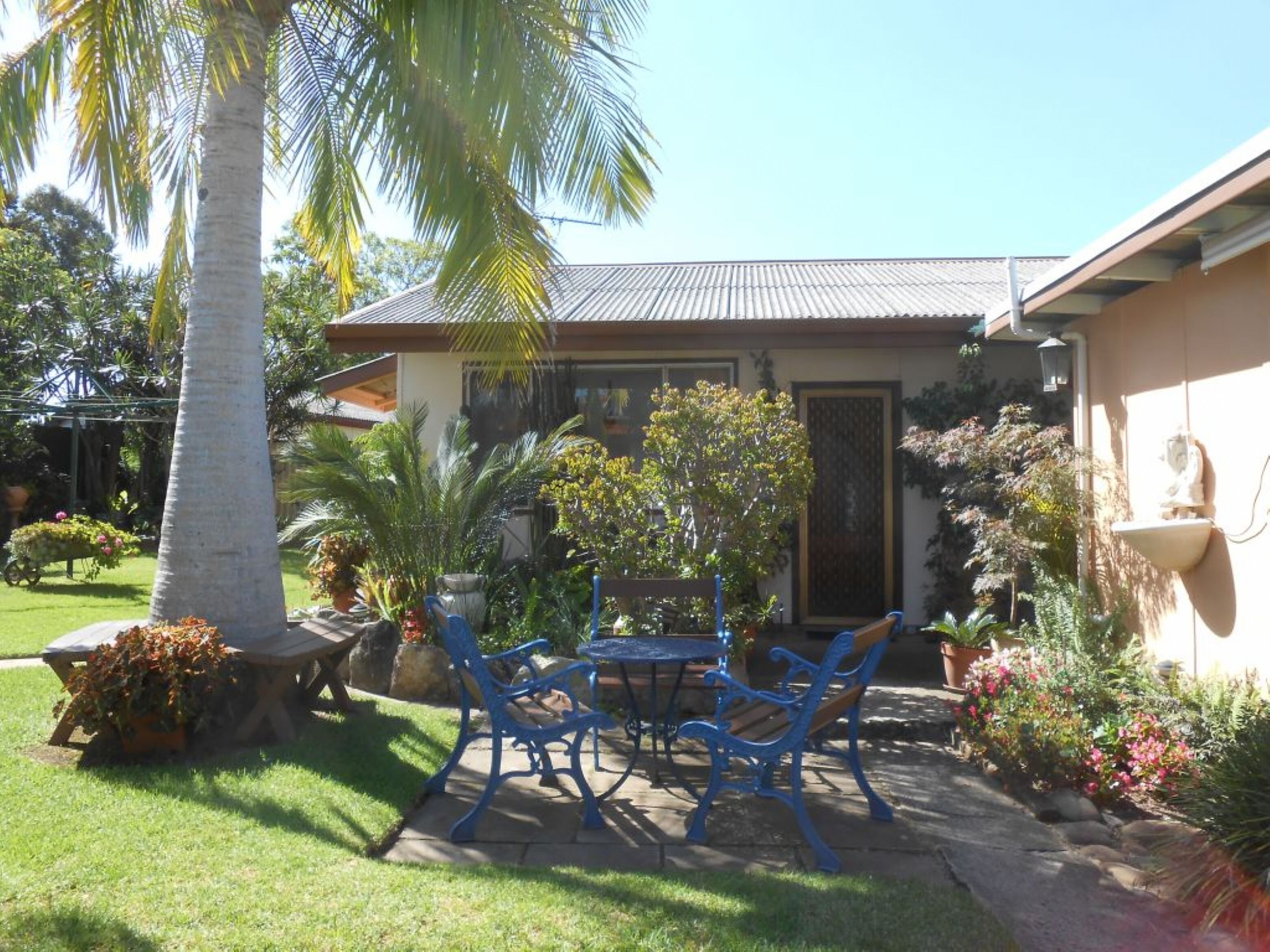 Fully Furnished Self Contained Guest House — image 13