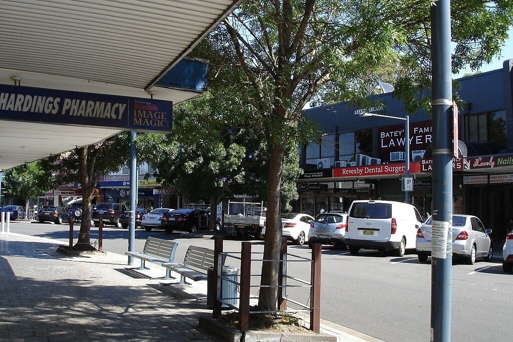 Fully Furnished Self Contained Guest House — image 23