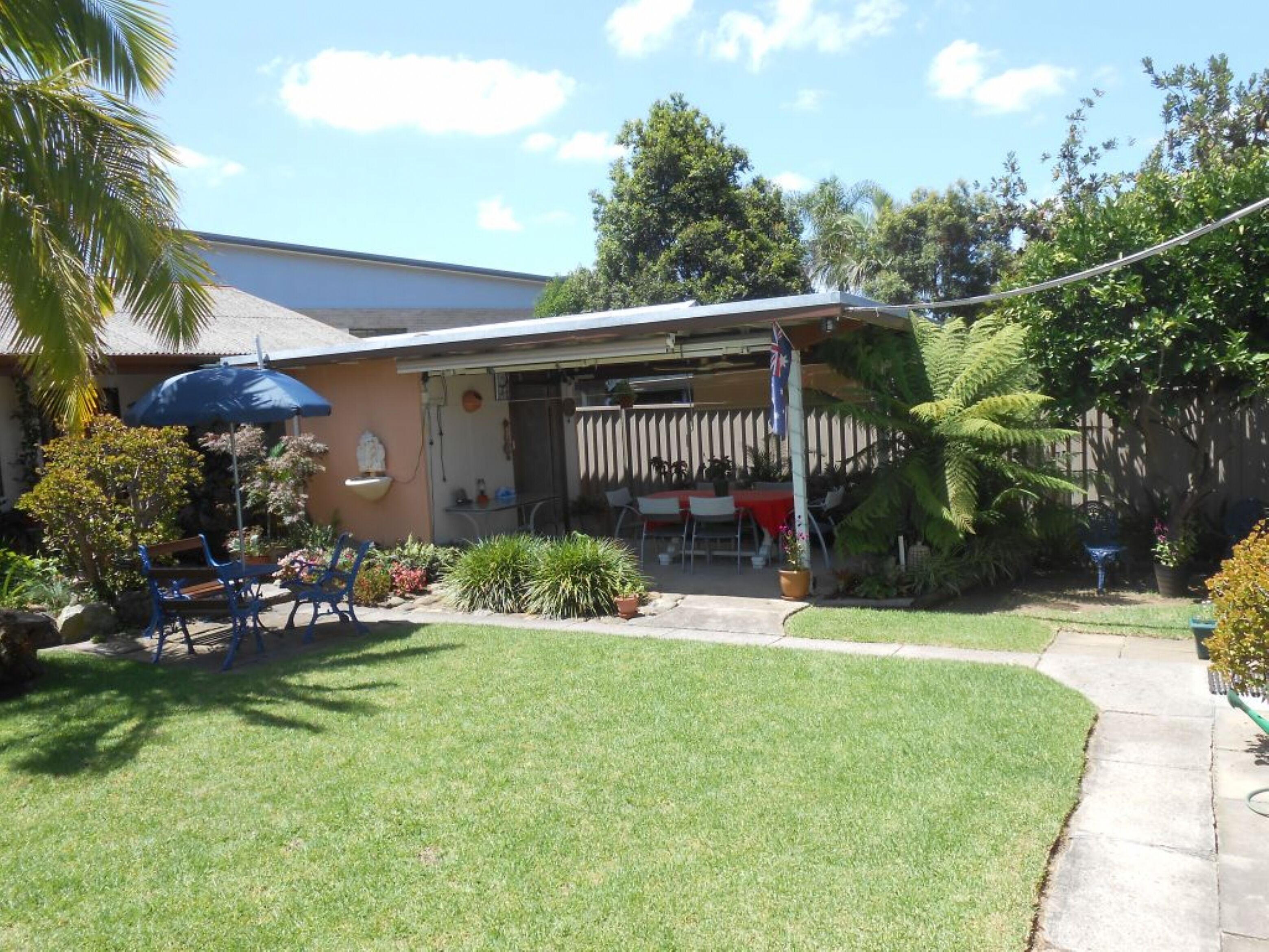 Fully Furnished Self Contained Guest House — image 15