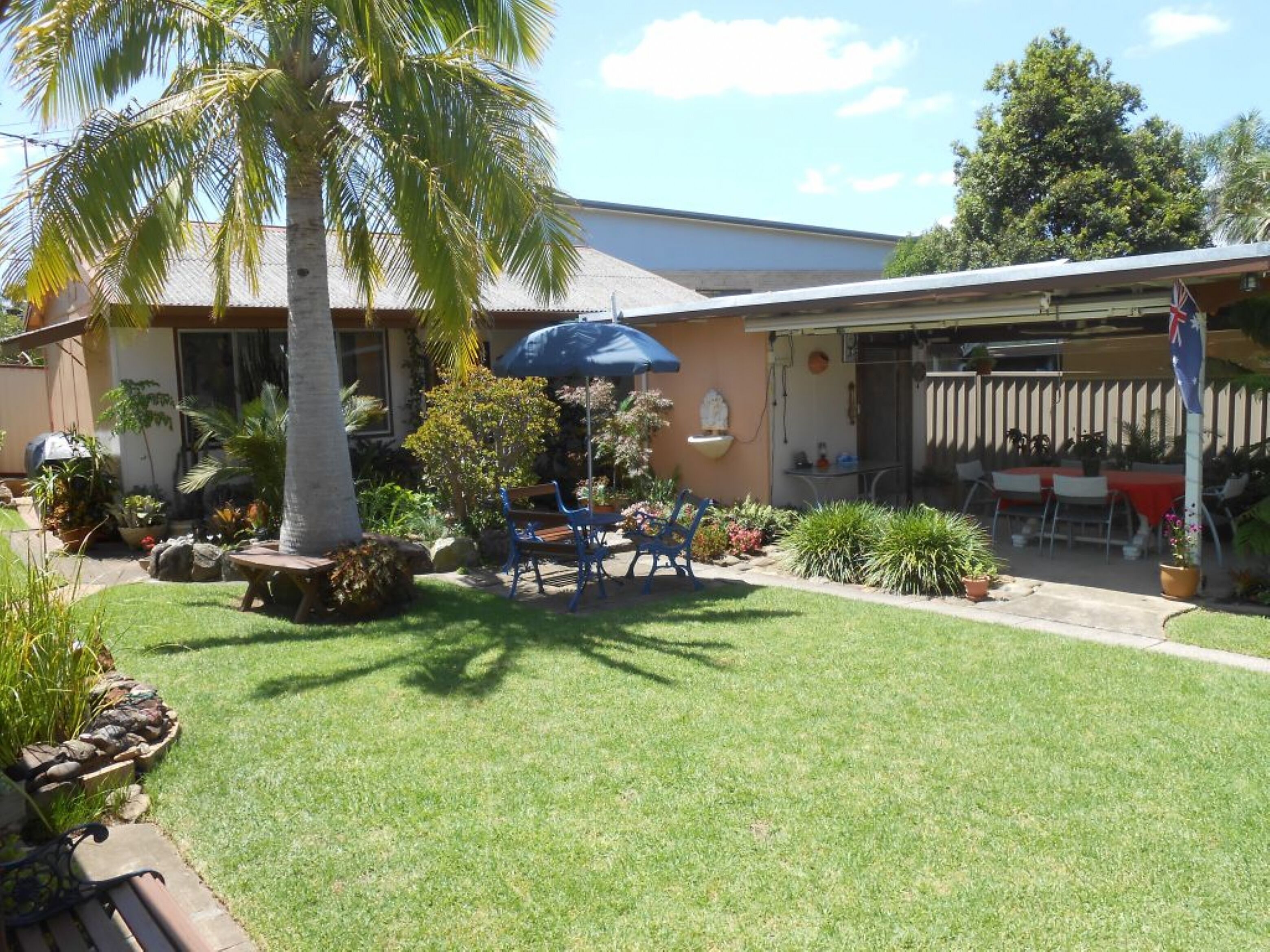 Fully Furnished Self Contained Guest House — image 16