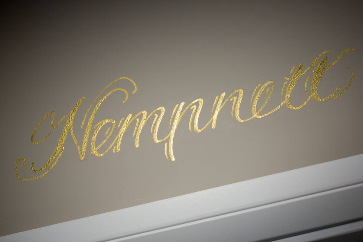 Nempnett | Desk, soundproofing, iron/ironing board (on request), WiFi (free)