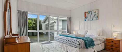 4 bedrooms, iron/ironing board, travel crib, WiFi