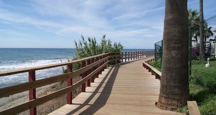 Beachfront, overlooking the sea, Air conditioning.