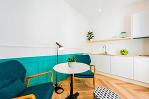 经典公寓, 1 间卧室 | 客厅 | 平板电视