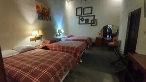 Junior Triple Room - Hostal Doña Carlota (Cuatro Ciénegas)