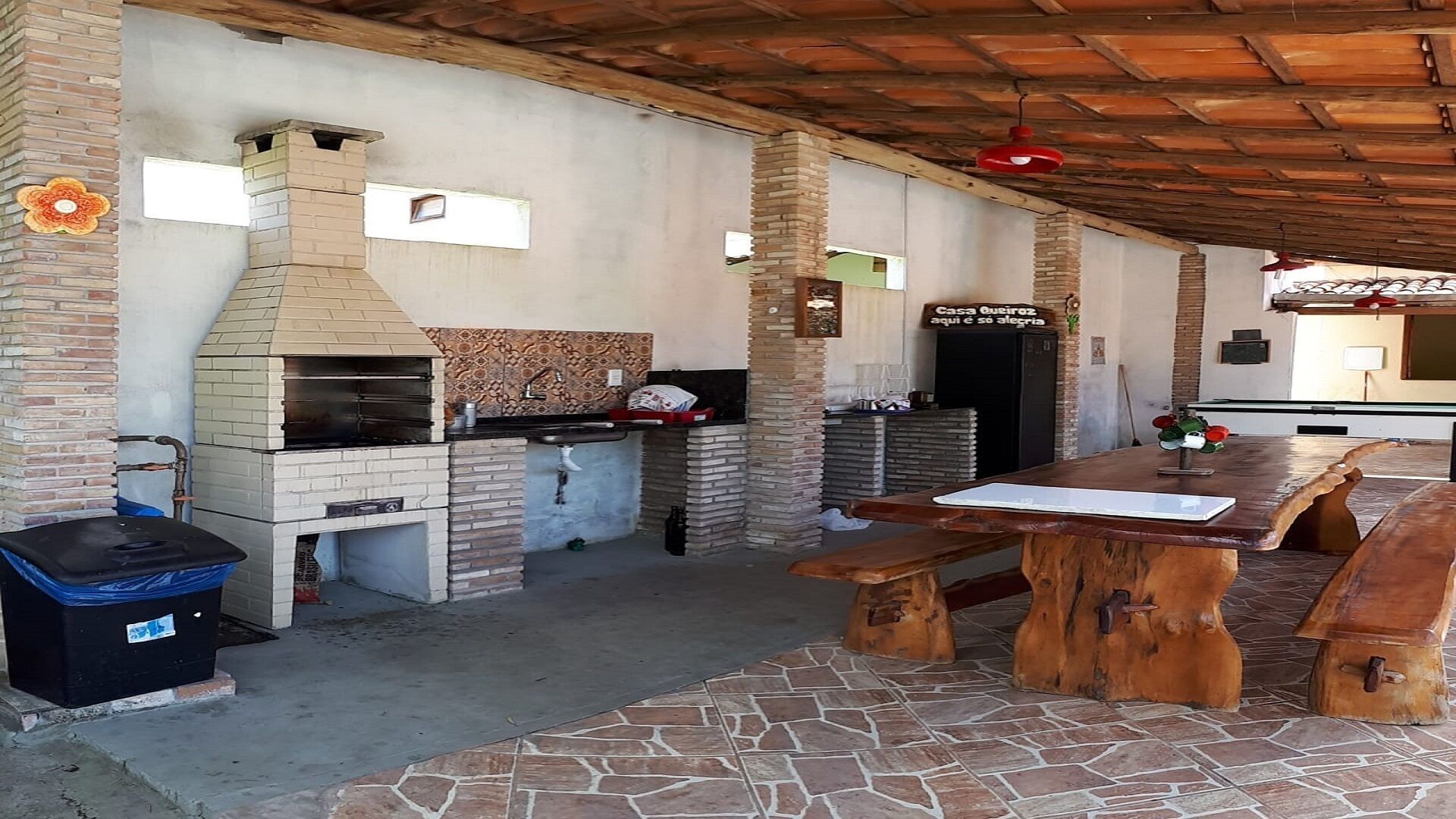 屋外ダイニングエリア