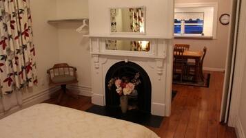 2 chambres, fer et planche Ă repasser, Wi-Fi, draps fournis