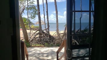 Panoramic Cabin | Individually decorated, individually furnished, desk, blackout curtains