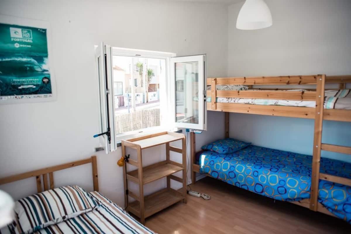 Shared Dormitory, Partial Ocean View (1 Bed in 3 Bed Dorm) | Individually decorated, individually furnished, blackout drapes