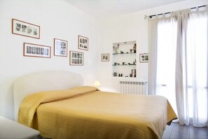 Ferros/tábuas de passar roupa, Wi-Fi de cortesia, roupa de cama