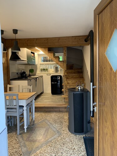 Guest House In Contrà