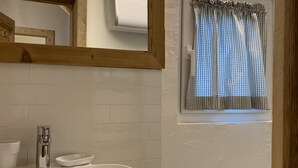 Room | Bathroom - Guest House In Contrà (Lusiana Conco)