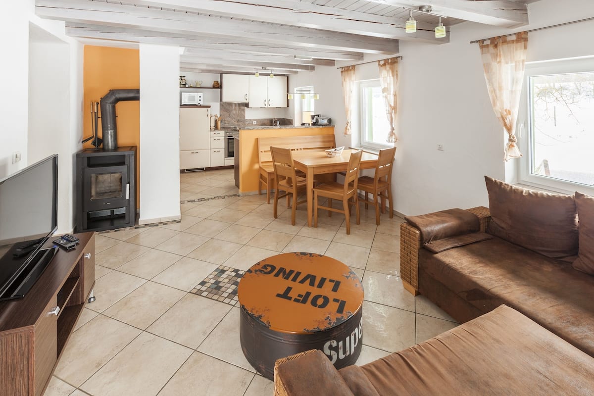 Apartment, 2 Bedrooms, Terrace (Fischer) | Hypo-allergenic bedding available, in-room safe, desk, cribs (free)