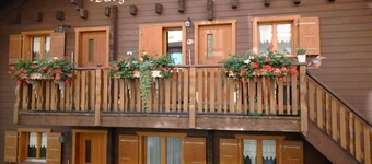 Bärgblüemli EG Süd by Interhome