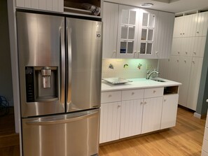 Interior - Beautiful home near Jacknife Beach and bike trail (Chatham)