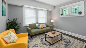 City Apartment, 1 Bedroom, Non Smoking, Kitchen | Living area - Central Garden Getaways Corp Rentals by NamaStay (St. Louis)