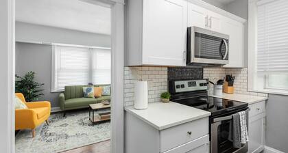 Central Garden Getaways Corp Rentals by NamaStay