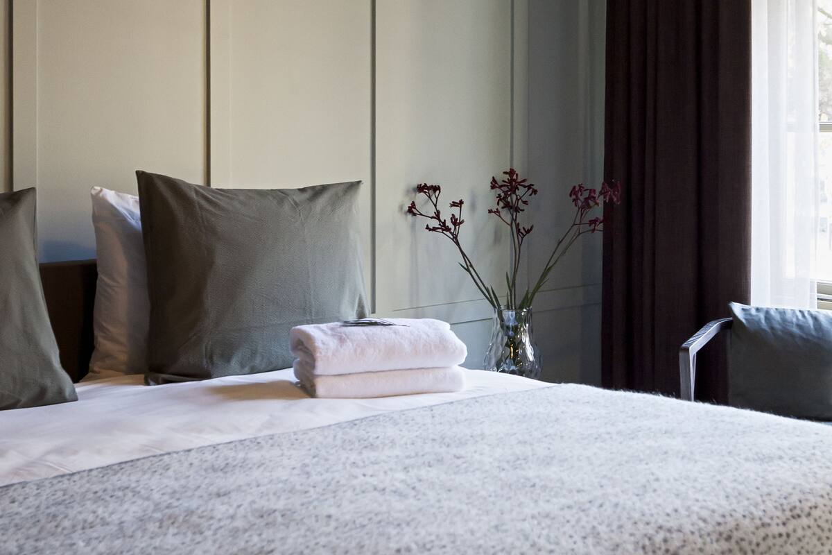 Quarto casal standard (Vanilla) | Frigobar, Wi-Fi de cortesia, roupa de cama