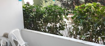 阿达汽车旅馆