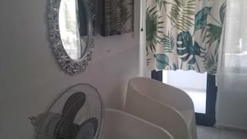 Economy Double or Twin Room | Free WiFi, bed sheets