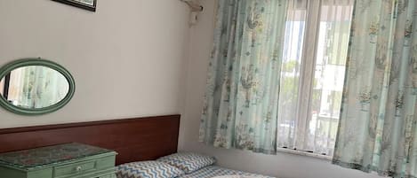 Wifi gratis y ropa de cama