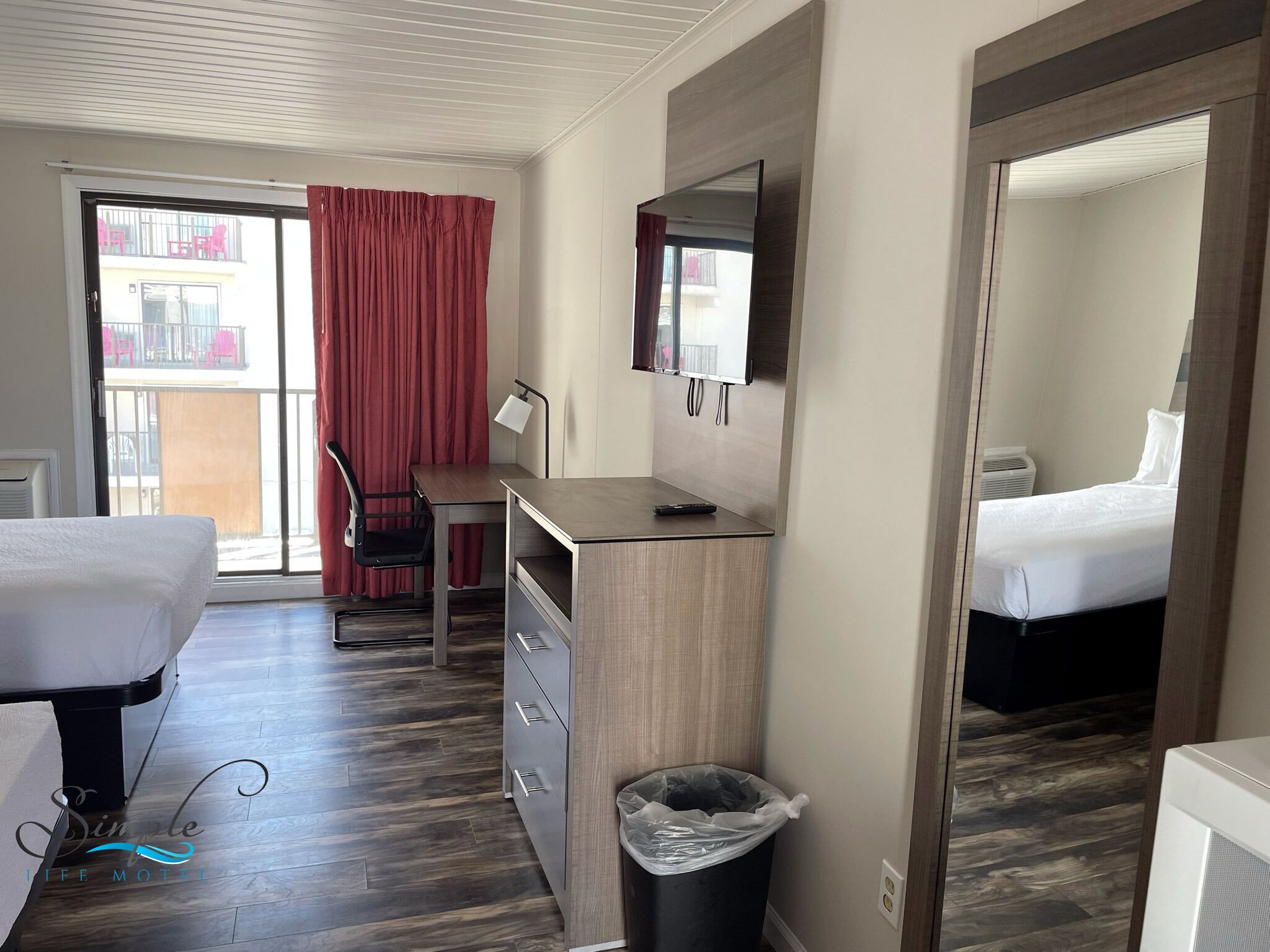 Deluxe Double Room | Individually furnished, desk, blackout drapes, soundproofing