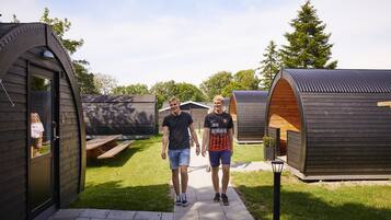 Cabaña familiar | 1 dormitorio, cunas gratuitas, ropa de cama