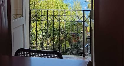 Große Wohnung, 50 Meter vom Strand entfernt zwischen Santa Margherita und Portofino