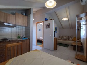 1 chambre, Wi-Fi gratuit, draps fournis