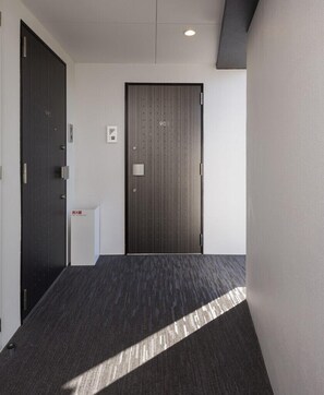 Hallway - C2 Haneda Maison Philippe Omori 203 (Tokyo)