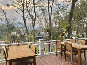 Breakfast, lunch, dinner served; local and international cuisine - Ruean Racha Resort (Mae Rim)