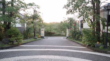 Jardines del alojamiento