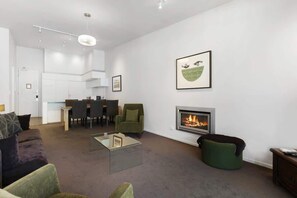 TV, fireplace, offices