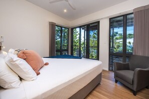 5 chambres, accès Internet, draps fournis