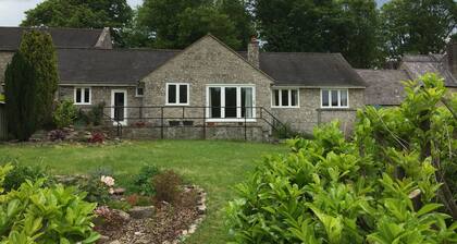 Self Catering Holiday Bungalow in Ilam near Dovedale