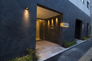 Property entrance - B5 Haneda Maison Philippe Omori 502 (Tokyo)