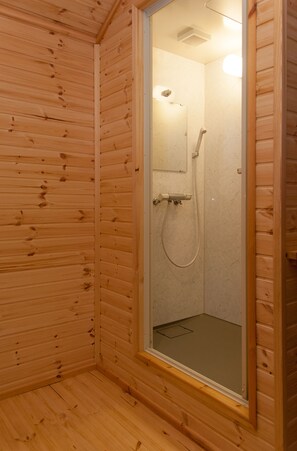 Chalet, 3 slaapkamers | Badkamer met douche