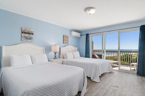 Room - Wavecrest Resort  (Montauk)