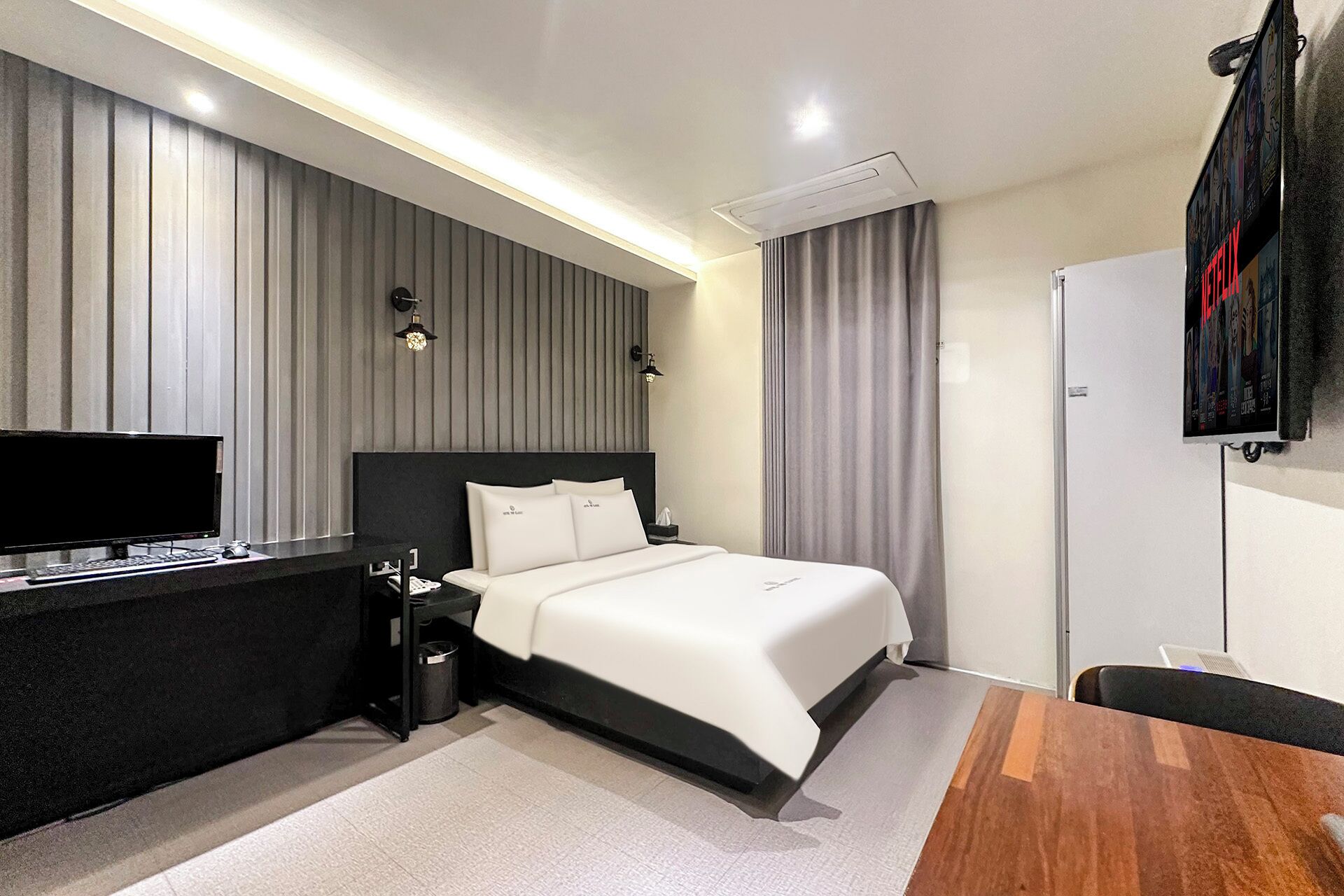 suite | individually decorated, individually furnished, blackout curtains