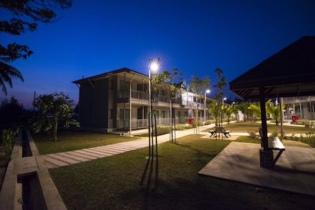 ์๋ฐ ์์ค ๊ตฌ๋ด