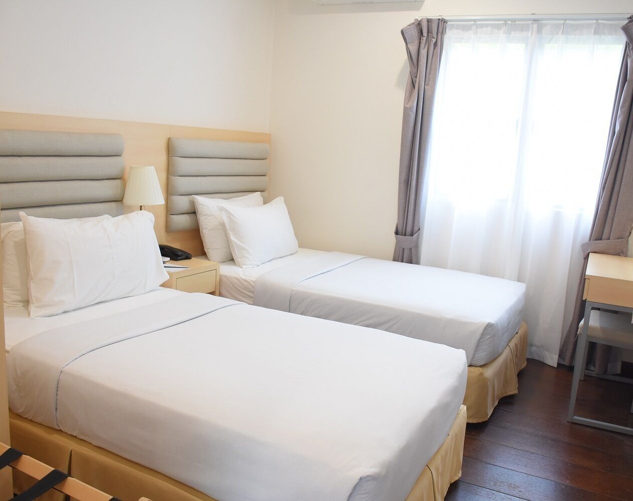 chalet, 2 single beds | minibar, desk, iron/ironing board, free wifi