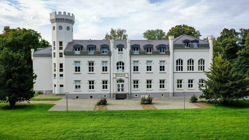 Castle Tower Apartment - Hohendorf Castle