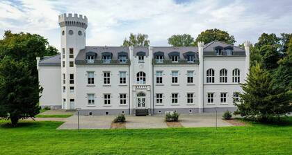 Castle Tower Apartment - Hohendorf Castle