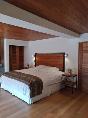 Habitación Deluxe | Sábanas de algodón egipcio y ropa de cama de alta calidad