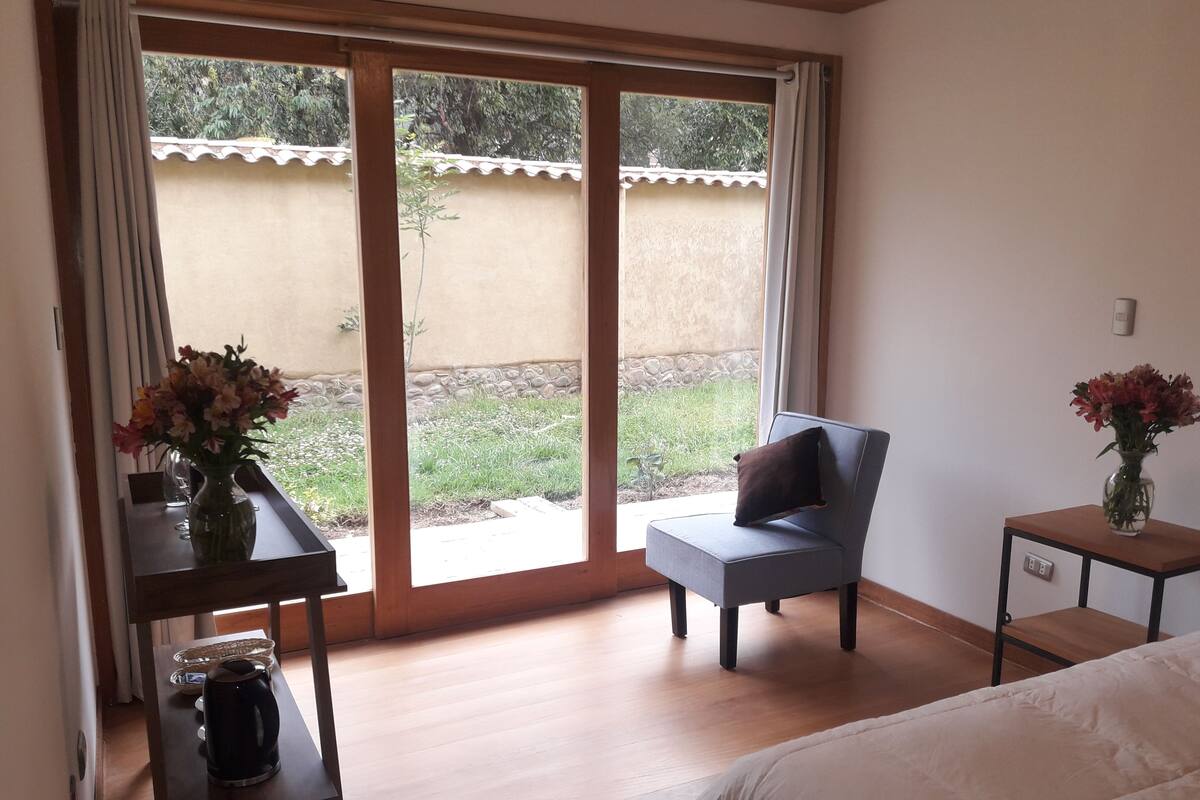 Exclusive-Doppelzimmer, 1 Queen-Bett, Talblick