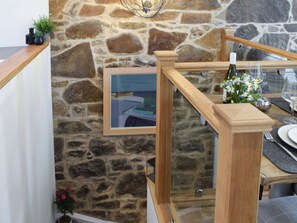 Dining - 1 bedroom accommodation in Anstruther (Anstruther)