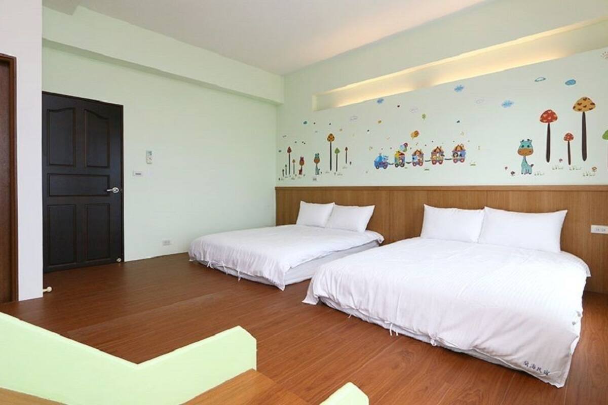 Blackout curtains, rollaway beds, free WiFi, bed sheets