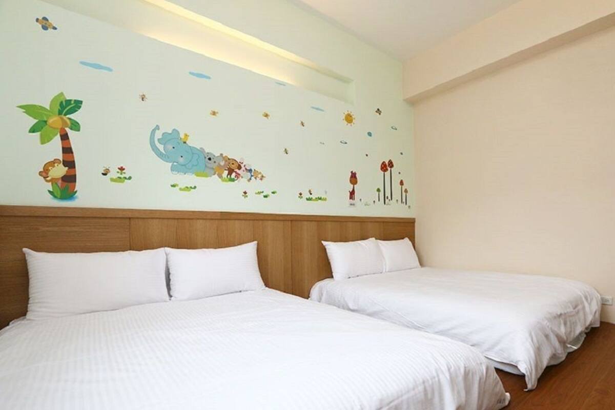 Blackout curtains, rollaway beds, free WiFi, bed sheets