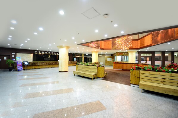 Lobby - Muju Tovice (Muju)