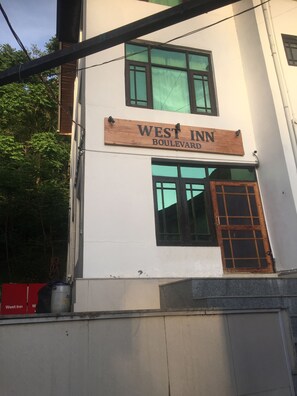 住宿正面